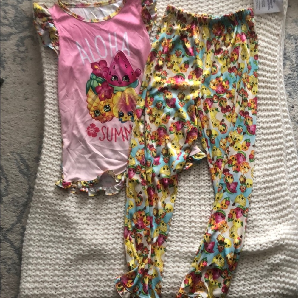 Shopkins PJ size 7/8